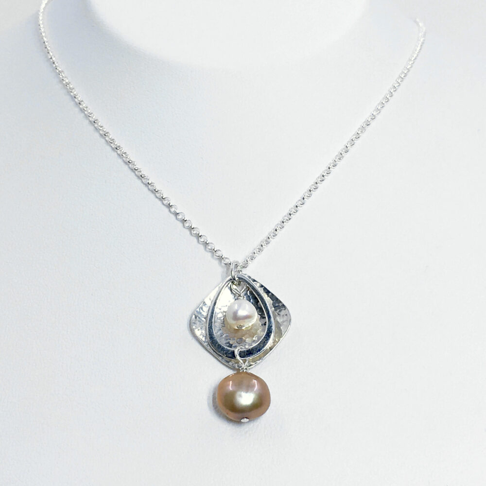 Champagne & White Pearl Hammered Necklace (PN45)