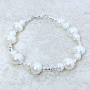 freshwater pearl and crystal bracelet