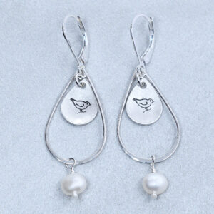 stamp silver bird pearl earrings