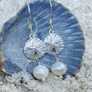 sterlings silver freshwater pearl sand dollar earrings