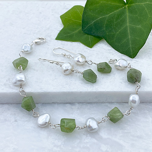 sterling silver peridot and pearl wire wrap bracelet
